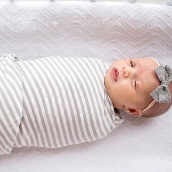 Copper Pearl Knit Swaddle Blanket in Everest - Picture 2 of 6